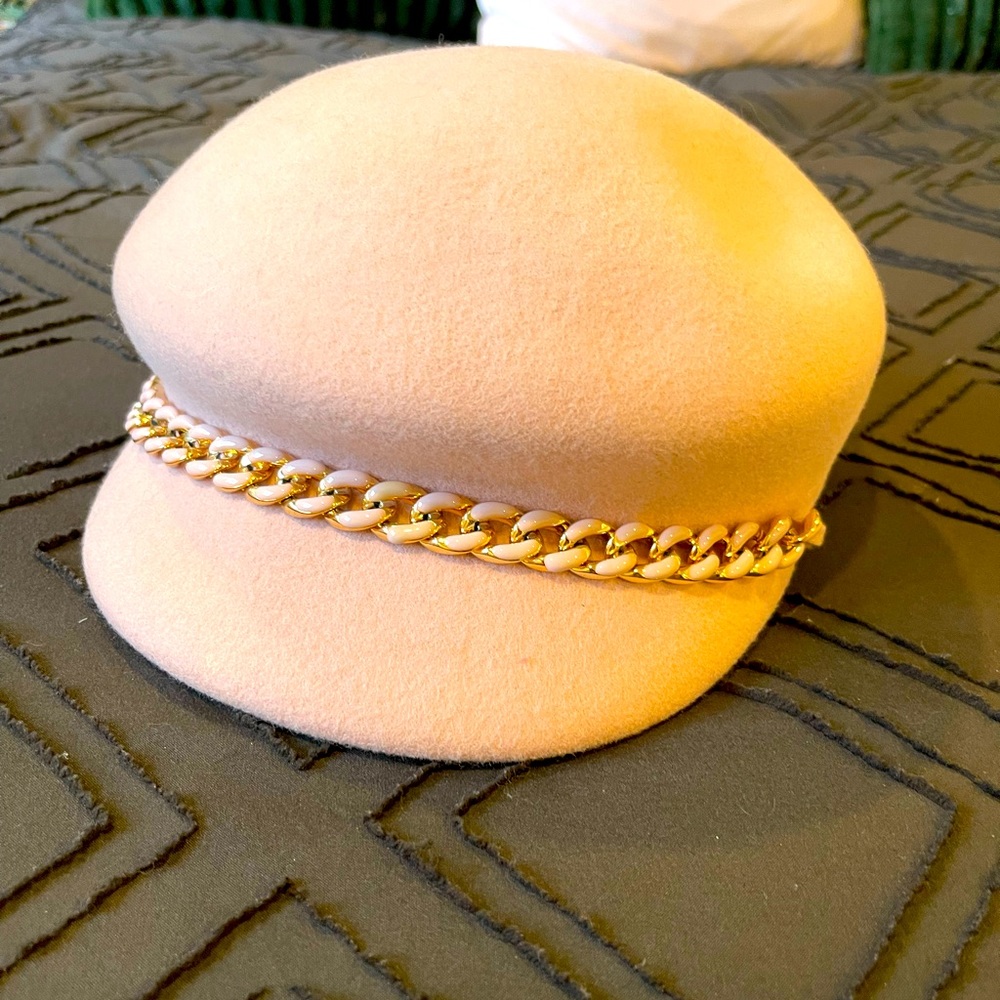 Beautiful pink hat - super soft - beautiful fit